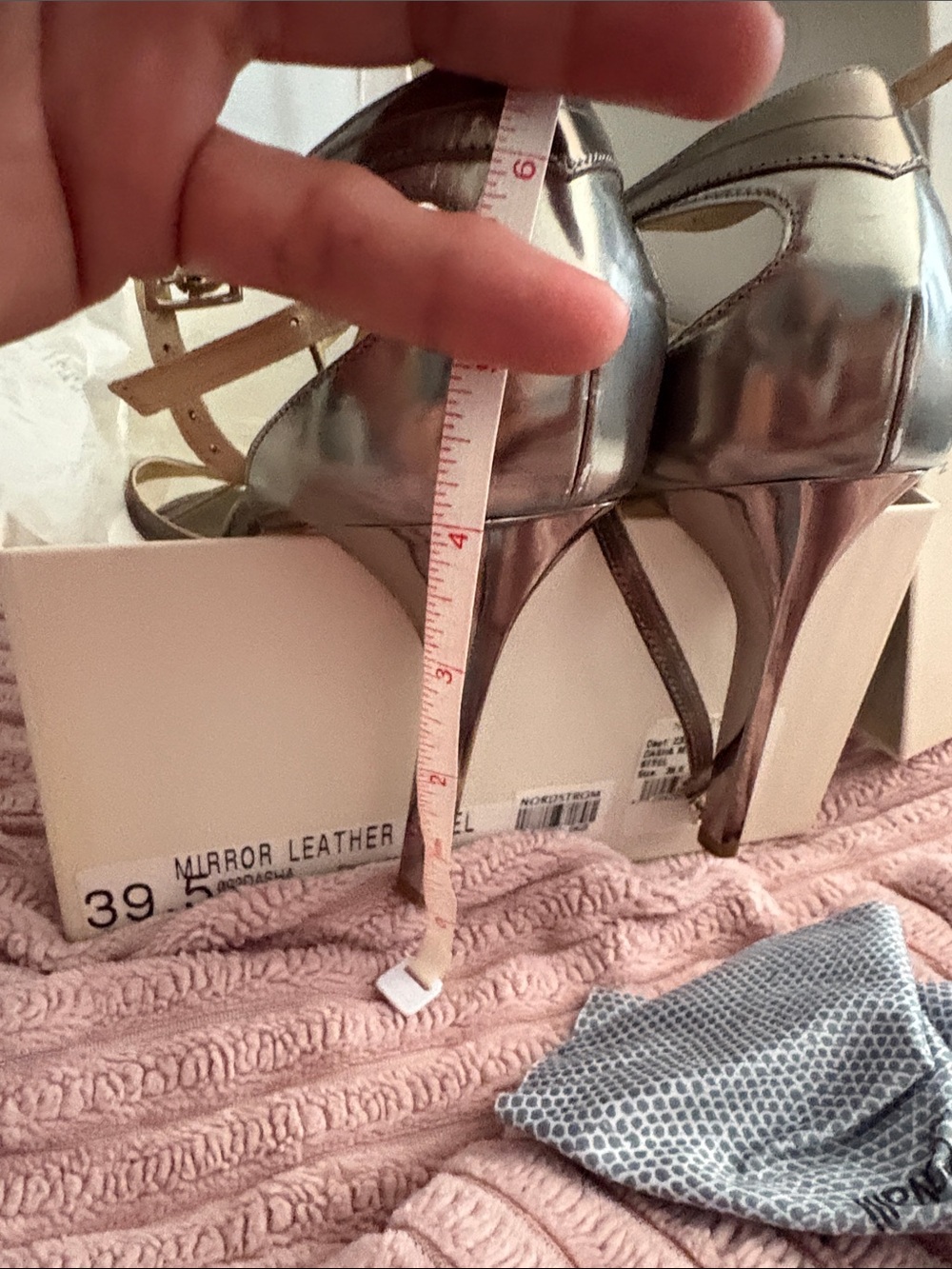 Jimmy CHOO DASHA MIRROR
STEEL DASHA size 39.5 heels 4β. - Picture 12 of 12